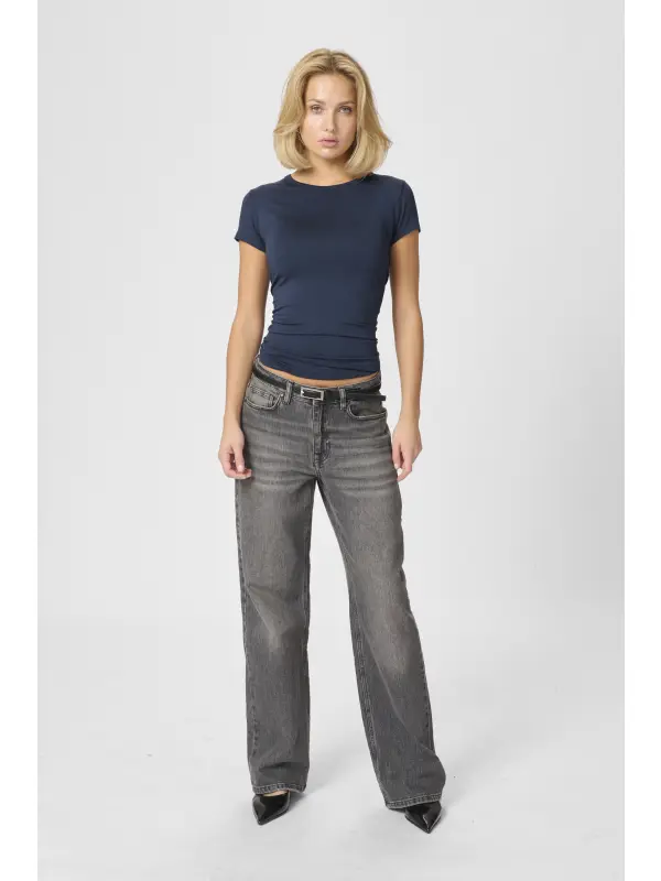 My Essential Wardrobe - 16 THE MODAL TEE My Essential Wardrobe - 16 THE MODAL TEE