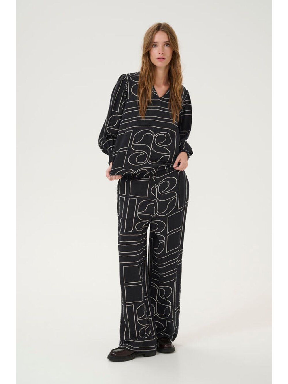 My Essential Wardrobe - KellyMW Bluse