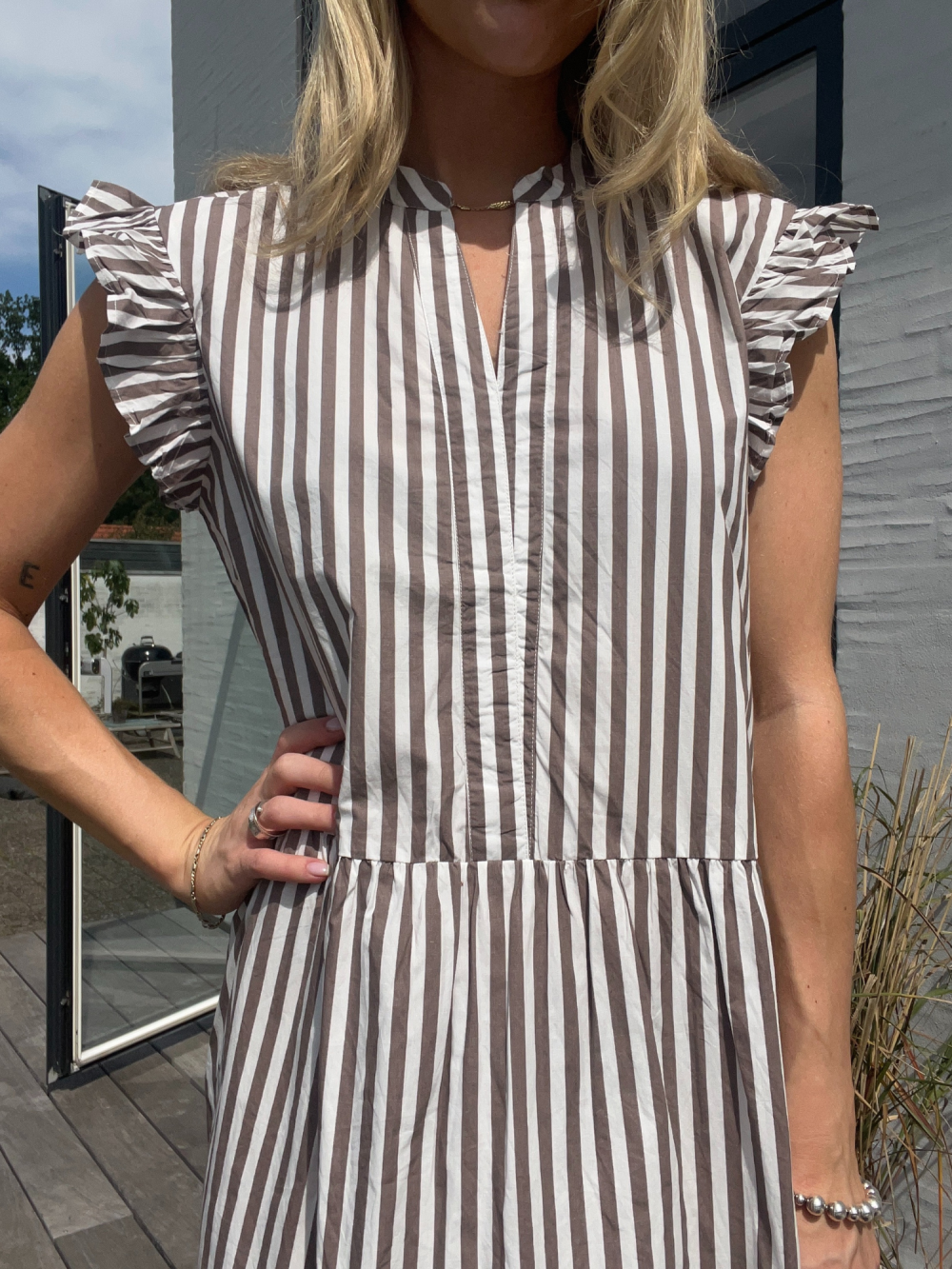 Continue - Bea brown Kjole