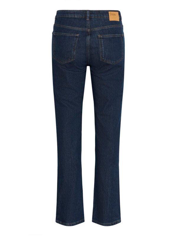 My Essential Wardrobe - 07 THE ISA 139 HIGH STRAIGHT My Essential Wardrobe - 07 THE ISA 139 HIGH STRAIGHT