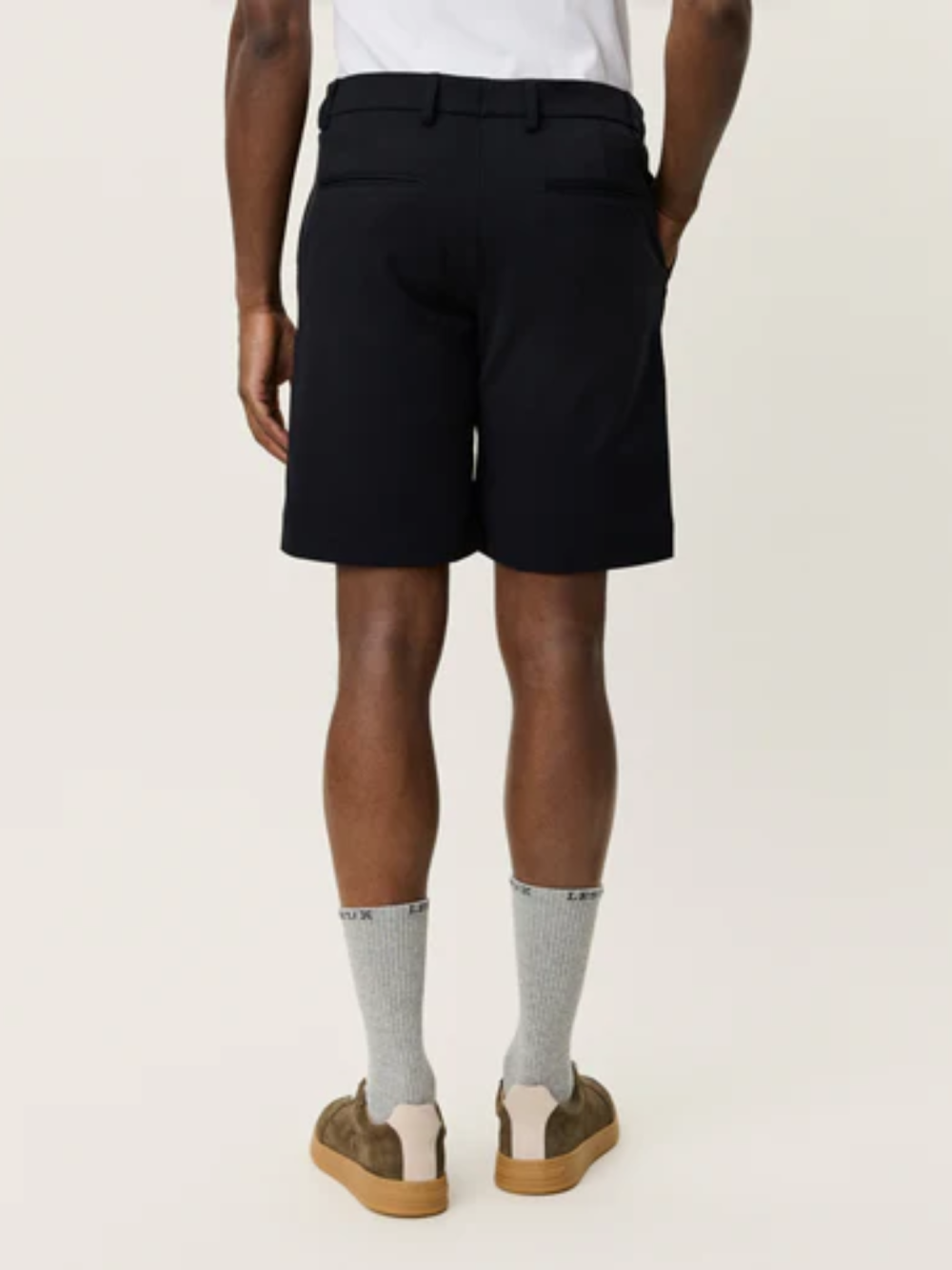 Les Deux - Como Reg Solid Shorts