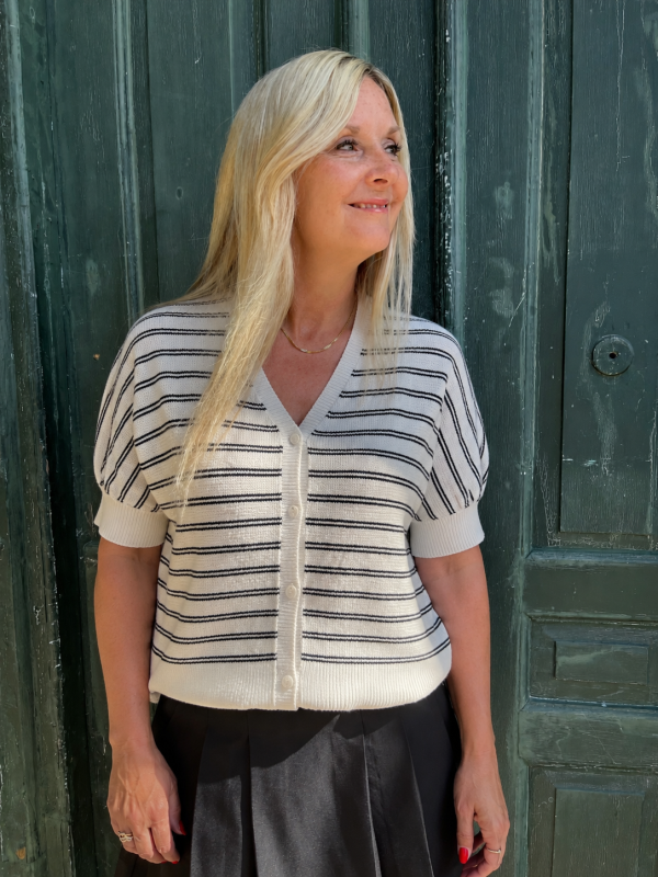 Part Two - BindiPW Cardigan Part Two - BindiPW Cardigan