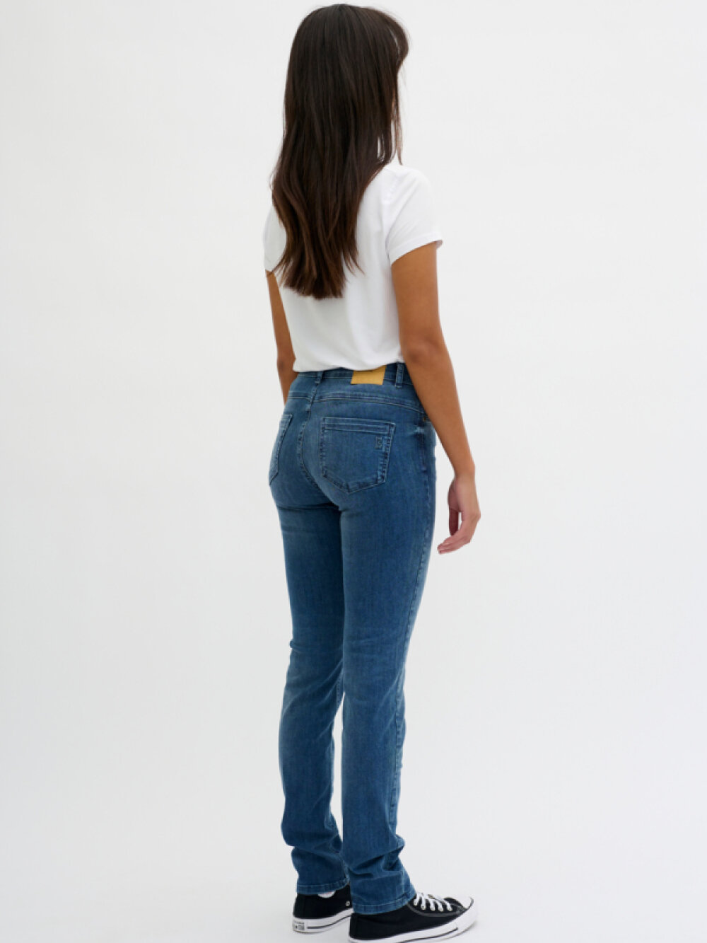 My Essential Wardrobe - 33 THE CELINA 100 HIGH STRAIGHT Y Jeans